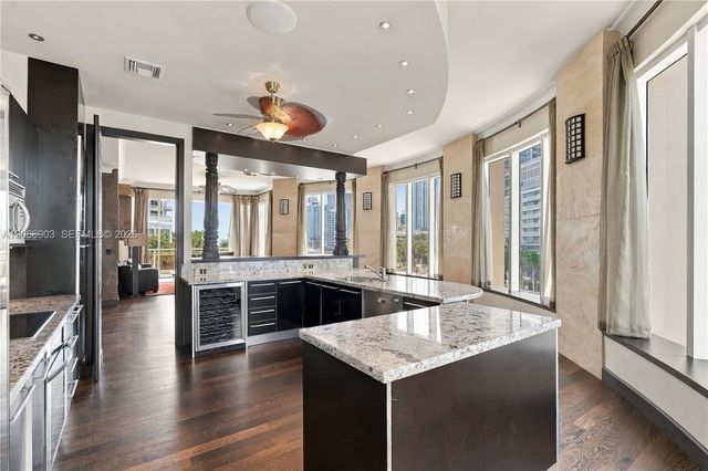 901 Brickell Key Boulevard 504, Miami, FL 33131