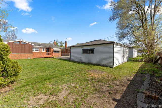 8821 Royal Grand, Redford Charter Township, MI 48239