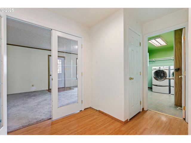 2708 N DEPOT St, La Grande, OR 97850