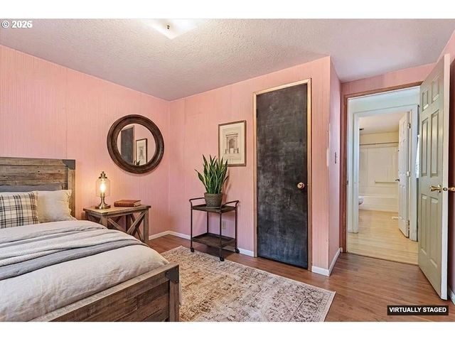 2708 N DEPOT St, La Grande, OR 97850