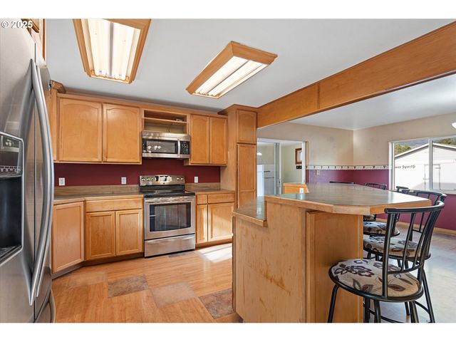 2708 N DEPOT St, La Grande, OR 97850