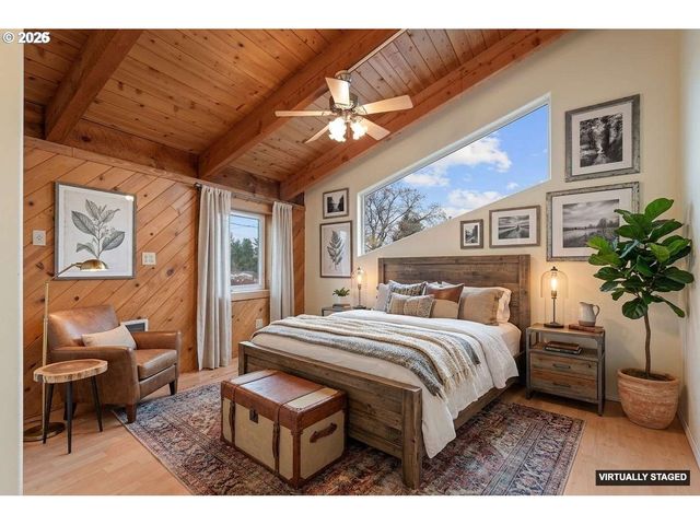 2708 N DEPOT St, La Grande, OR 97850