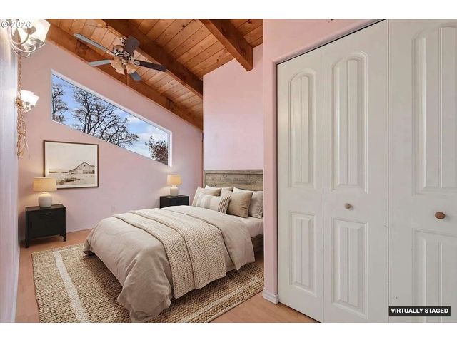 2708 N DEPOT St, La Grande, OR 97850