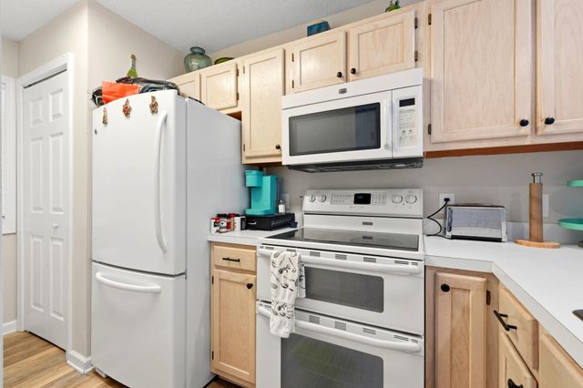 208 Landing Rd Apt G, North Myrtle Beach, SC 29582