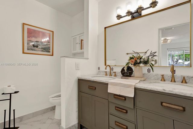 10441 Mahogany Key Cir 202, Miami, FL 33196