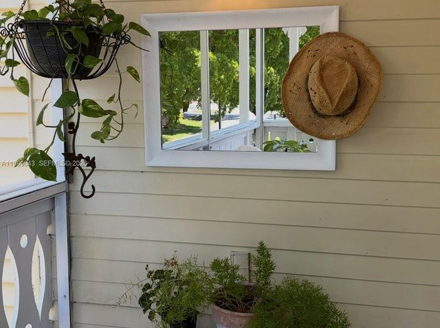 10441 Mahogany Key Cir 202, Miami, FL 33196