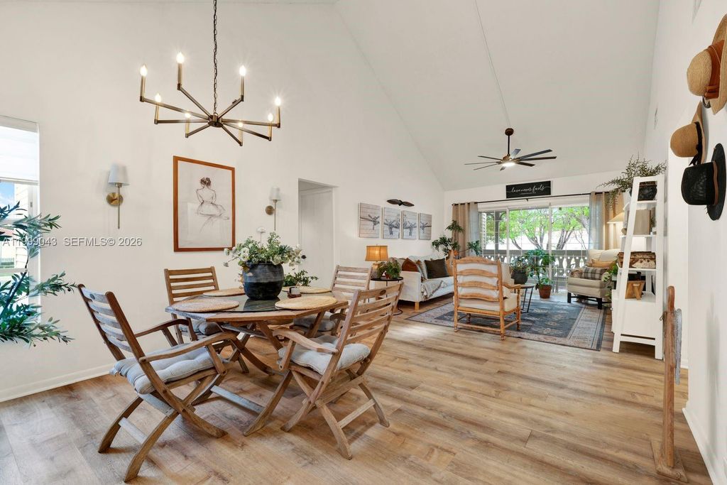 10441 Mahogany Key Cir 202, Miami, FL 33196