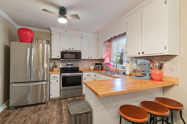714 SCOTT DR, Fredericksburg, VA 22405