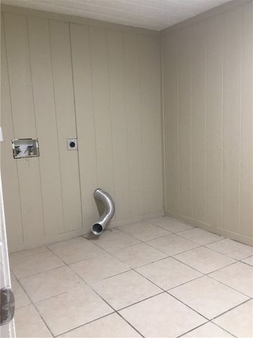 1110 Green Lane Dr, Corpus Christi, TX 78405
