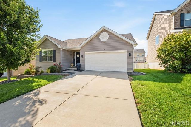 128 Champions Lane, Wentzville, MO 63385