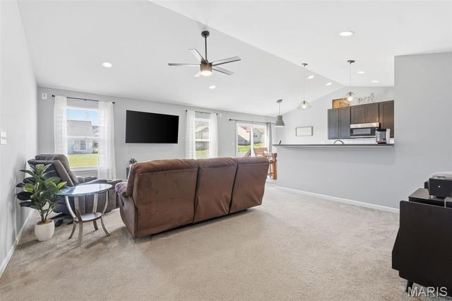 128 Champions Lane, Wentzville, MO 63385