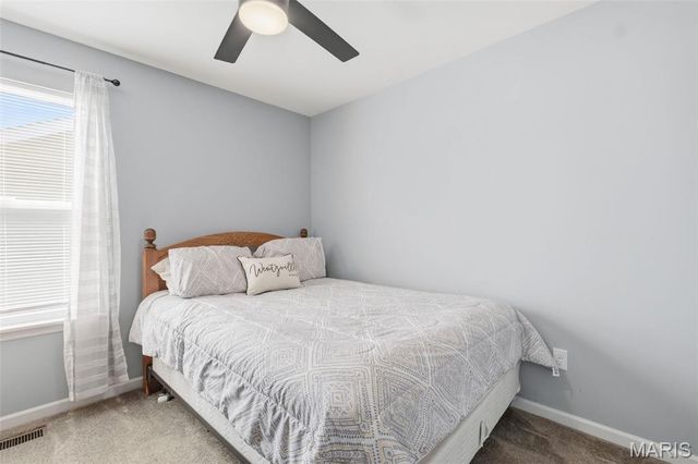 128 Champions Lane, Wentzville, MO 63385