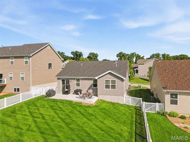 128 Champions Lane, Wentzville, MO 63385