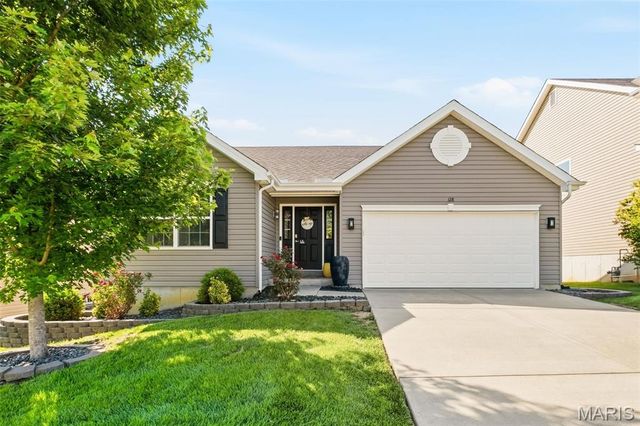 128 Champions Lane, Wentzville, MO 63385