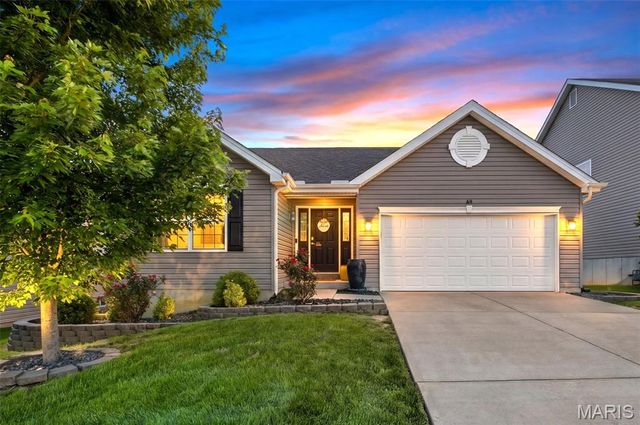 128 Champions Lane, Wentzville, MO 63385