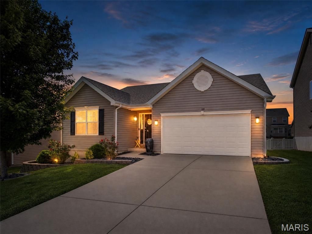128 Champions Lane, Wentzville, MO 63385