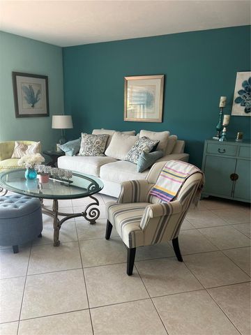 8335 SW 72nd Ave 212D, Miami, FL 33143