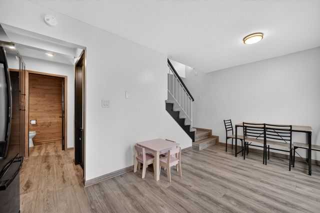 259 52nd Street, West Des Moines, IA 50265