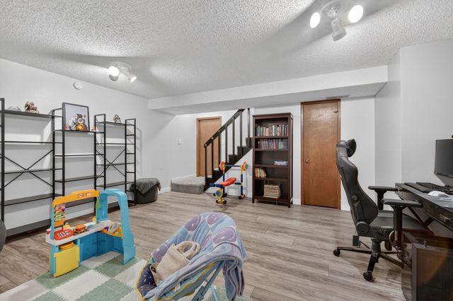 259 52nd Street, West Des Moines, IA 50265