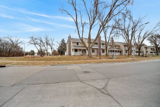 259 52nd Street, West Des Moines, IA 50265