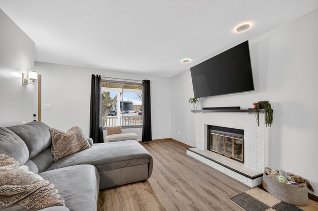 259 52nd Street, West Des Moines, IA 50265