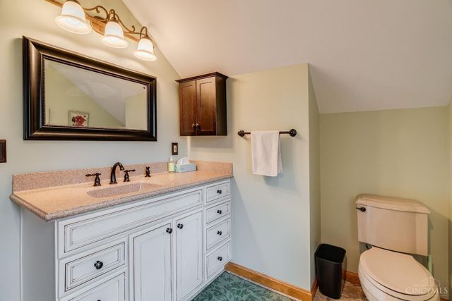 46 Forest Avenue, Wyoming, OH 45215