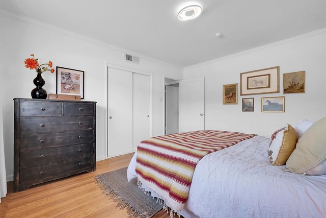 890 Linwood Way, San Leandro, CA 94577