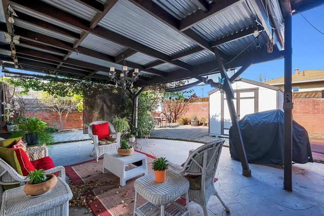 890 Linwood Way, San Leandro, CA 94577