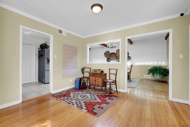 890 Linwood Way, San Leandro, CA 94577