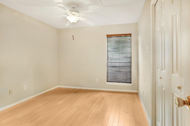 3203 Silver Falls Drive, Houston, TX 77339