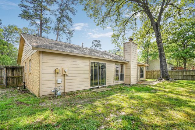 3203 Silver Falls Drive, Houston, TX 77339