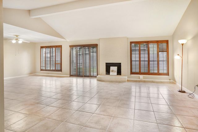 3203 Silver Falls Drive, Houston, TX 77339