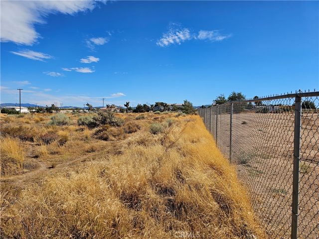 7248 Mesa Linda Street, Oak Hills, CA 92344