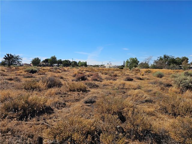 7248 Mesa Linda Street, Oak Hills, CA 92344