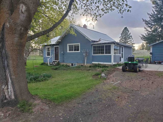 16812 W BIG SKY Ln, Nine Mile Falls, WA 99026