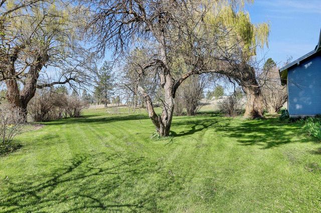 16812 W BIG SKY Ln, Nine Mile Falls, WA 99026