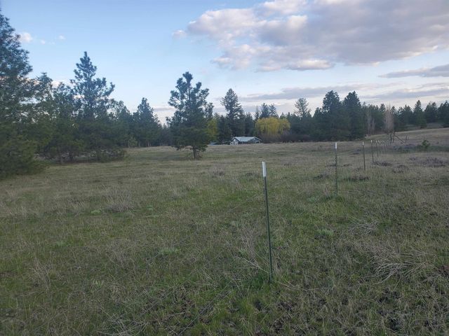 16812 W BIG SKY Ln, Nine Mile Falls, WA 99026