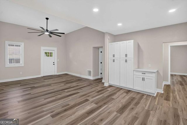 16 Berry Avenue, Newnan, GA 30263