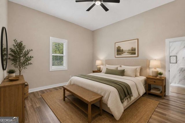 16 Berry Avenue, Newnan, GA 30263