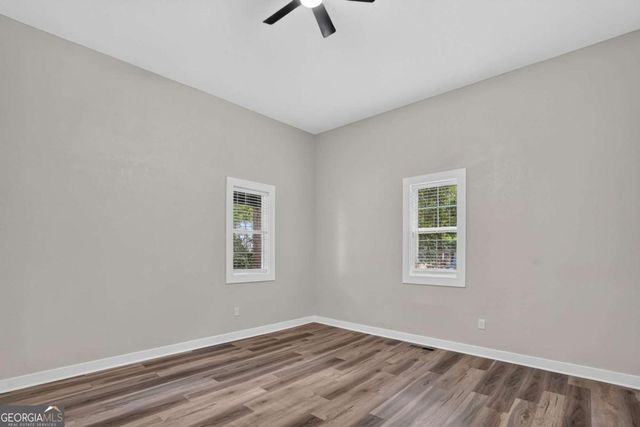 16 Berry Avenue, Newnan, GA 30263