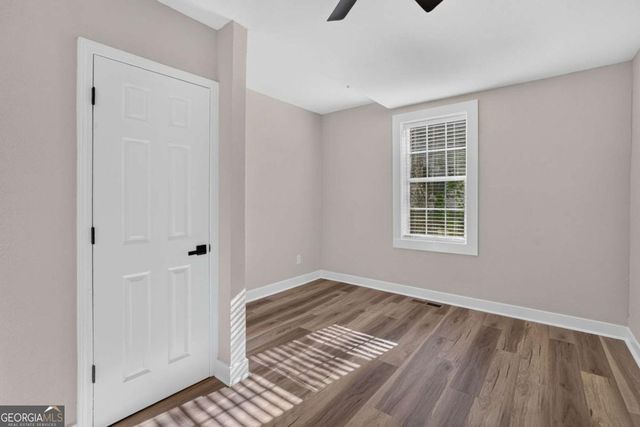 16 Berry Avenue, Newnan, GA 30263