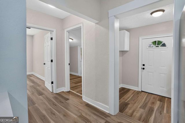 16 Berry Avenue, Newnan, GA 30263