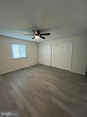 1909 WOODHOLLOW DR, Marlton, NJ 08053