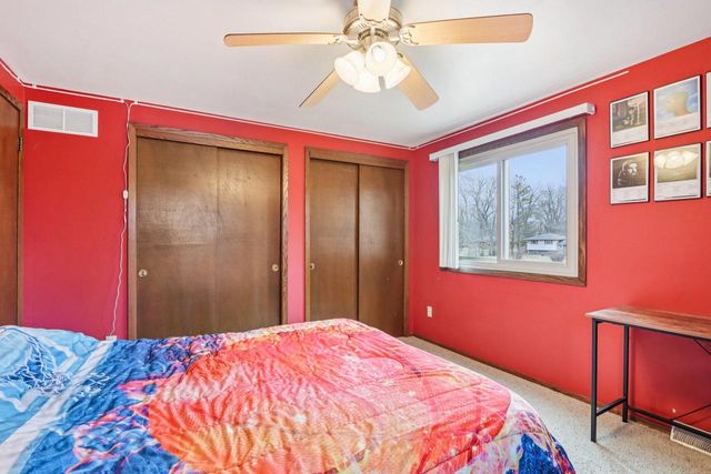 9959 W Conrad STREET, Milwaukee, WI 53228