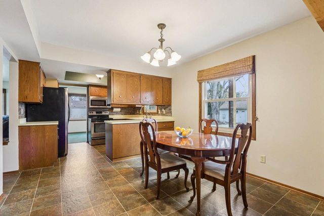 9959 W Conrad STREET, Milwaukee, WI 53228