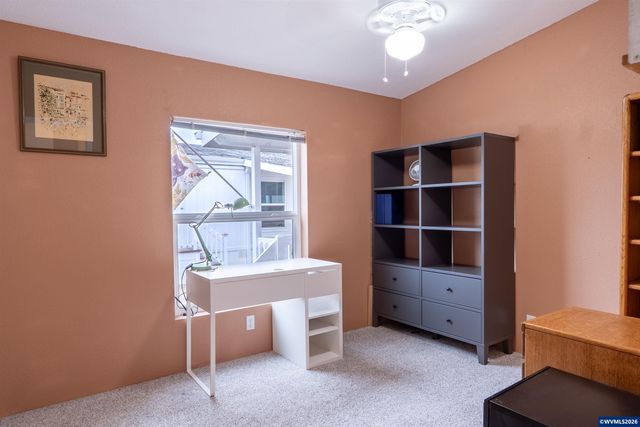 1000 S McKern Ct 125, Newberg, OR 97132