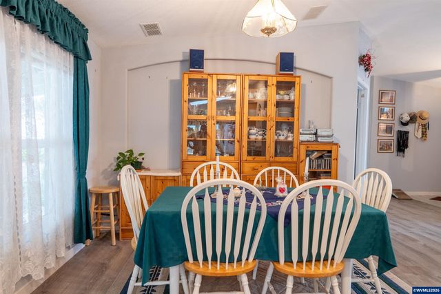 1000 S McKern Ct 125, Newberg, OR 97132