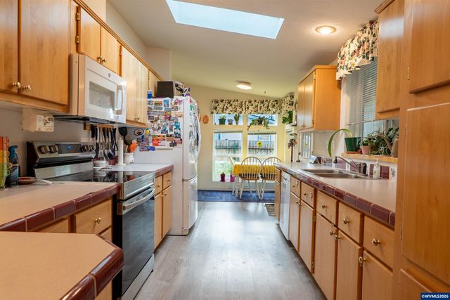 1000 S McKern Ct 125, Newberg, OR 97132