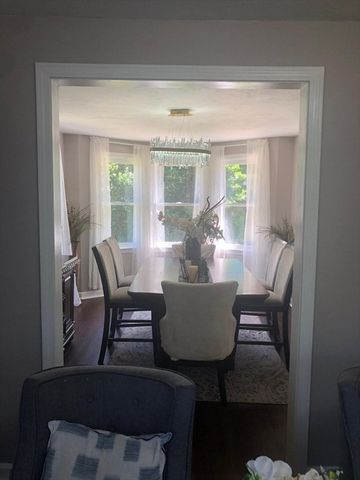 219 Fernwood Dr, Gardner, MA 01440