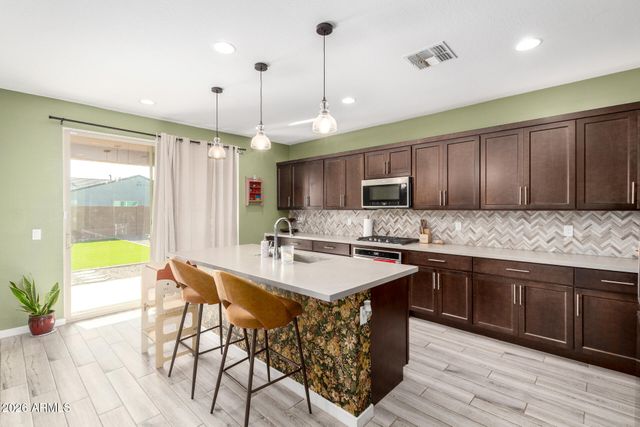 12117 W LEVI Drive, Avondale, AZ 85323